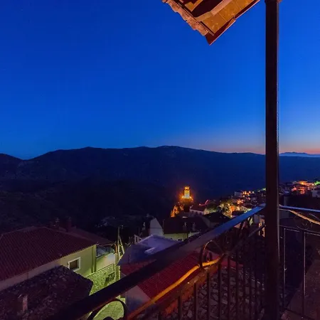 Katsarou 公寓 阿拉霍瓦