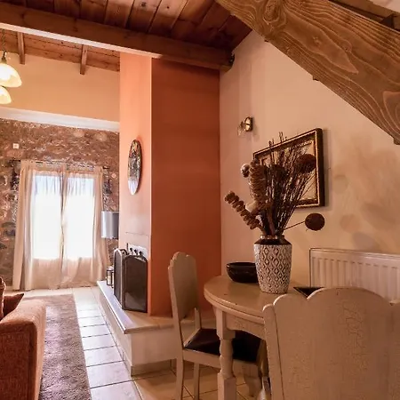 Katsarou Apartment